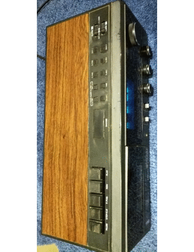 Sears LXI 667.23486750 LXI AM/FM Clock radio with cassette tape player
Circa 1980