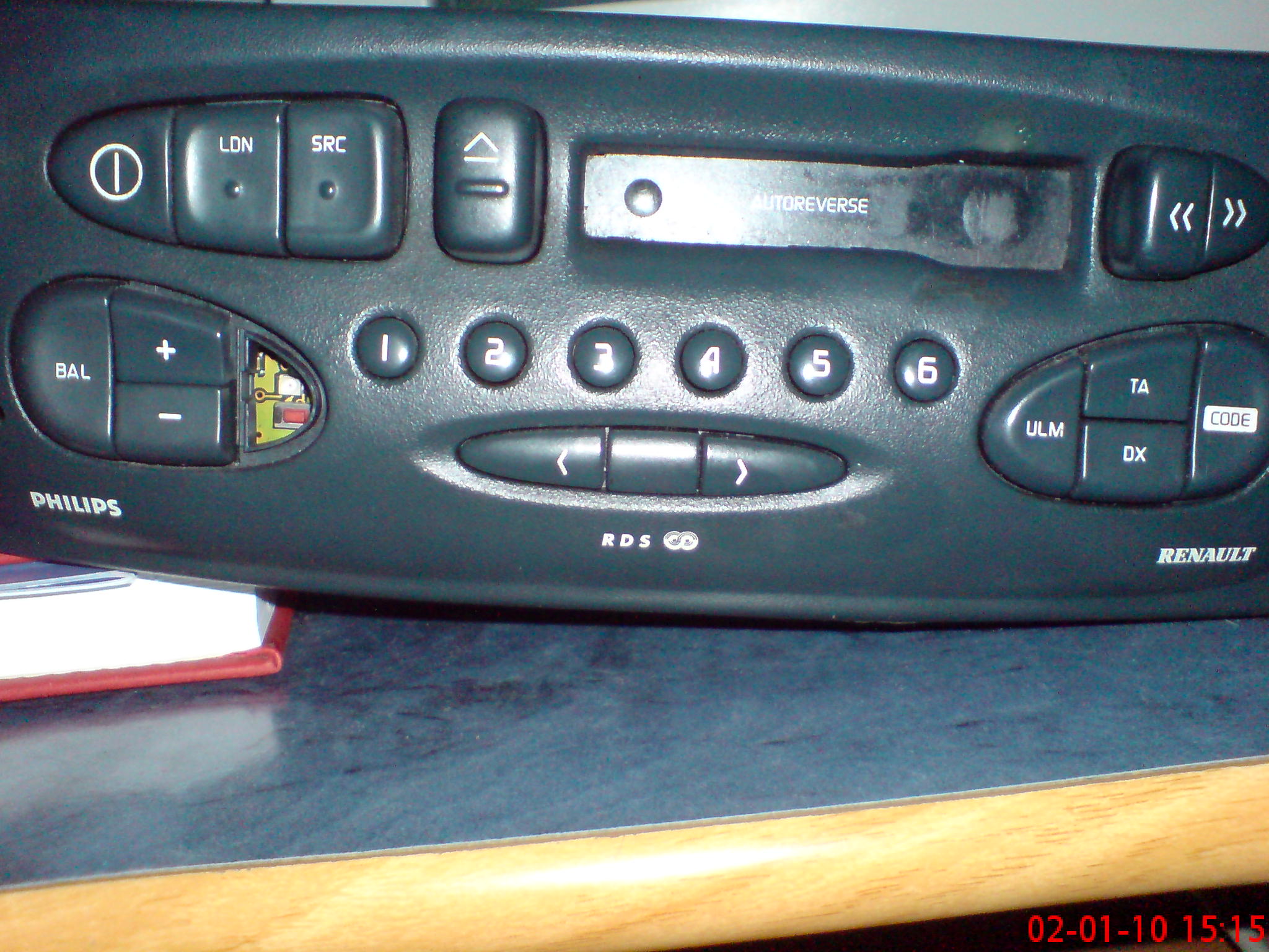 philips radio400 I need code: philips400 rn593fv4211080 
   22dc593/62l  thank you :)